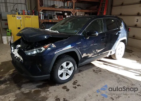 2021 Toyota Rav4 Hybrid Xle z USA, uszkodzony, nr VIN 4T3RWRFV9MU018348